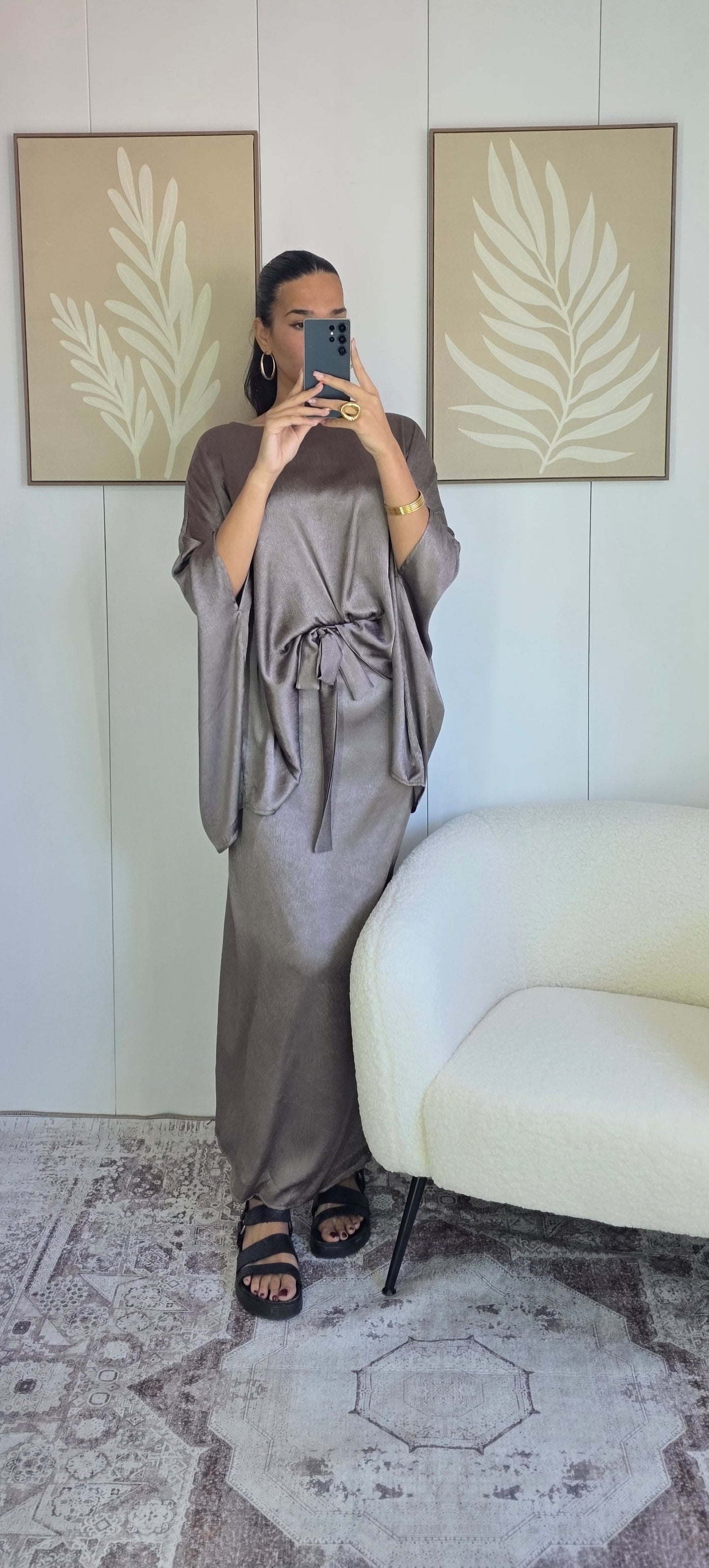 Ensemble Signature Taupe
