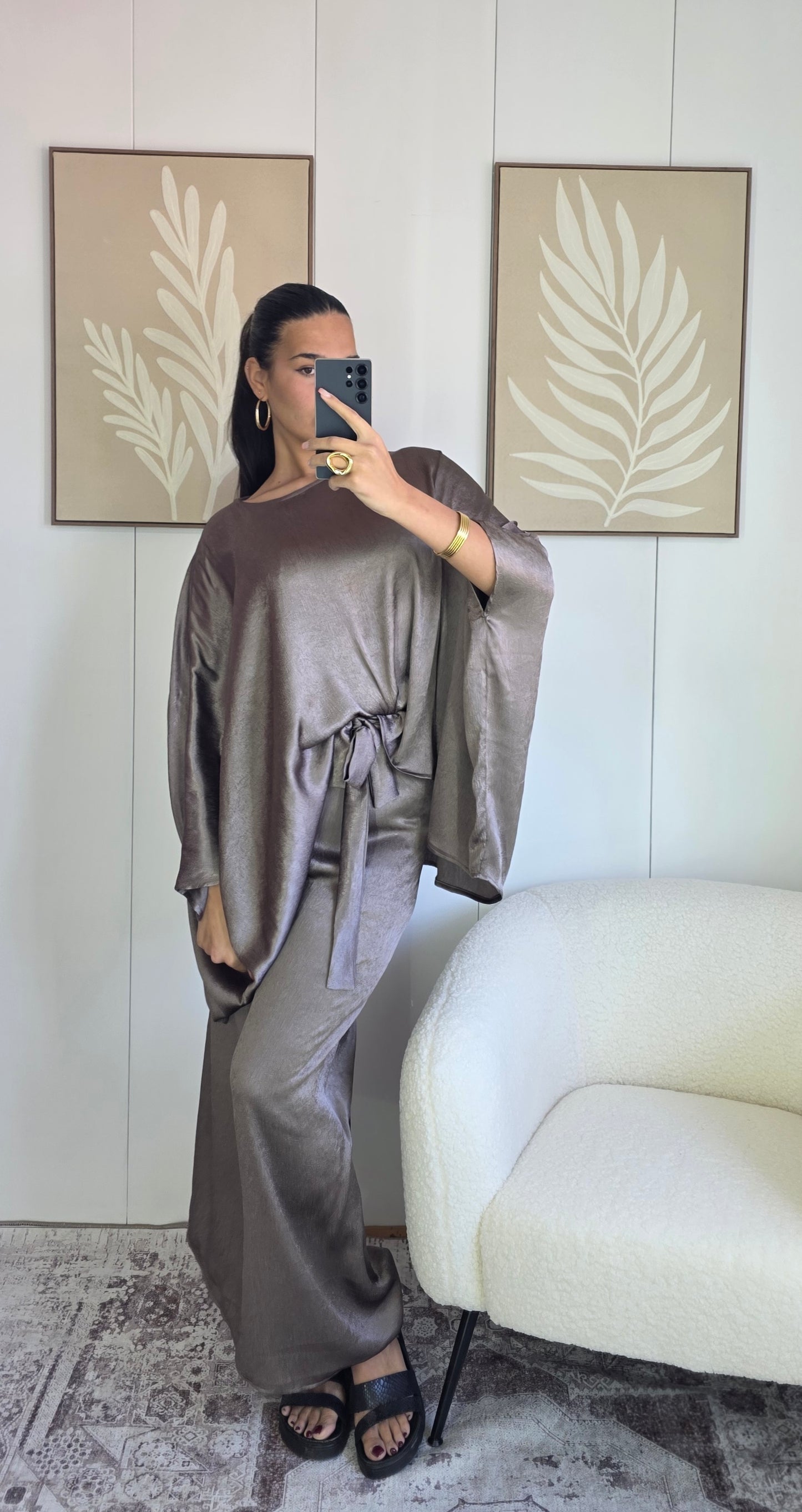 Ensemble Signature Taupe